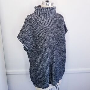 Kenneth Cole | Knit Turtleneck‎ Short Sleev…